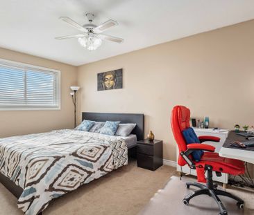 For Lease - 662 Grandview Drive Unit# Main & 2nd Floor, Oshawa, Ont... - Photo 1