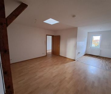 Außergewöhnliche 4-Raum Altbauwohnung in Marktnähe - Photo 2
