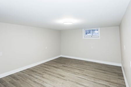 For Lease - 382 Allgood Street, Richmond Hill, Ontario - Photo 3