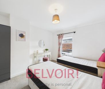 2 bedroom terraced house to rent - Photo 4