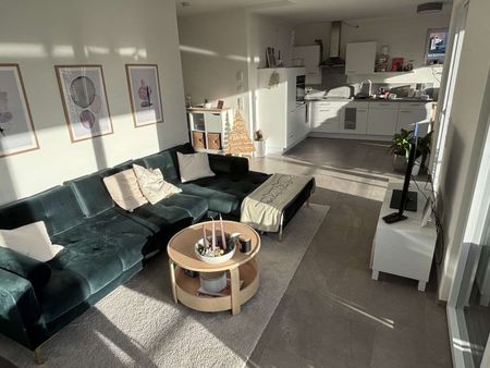 Schöne freundliche Etagenwohnung mit Süd-Loggia im Zentrum von Bünde !! - Photo 2