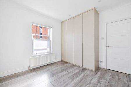 3 Bed Flat, Pratt Street, NW1 - Photo 4
