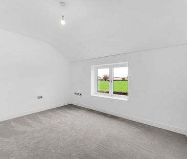 3 bedroom end of terrace house to rent - Photo 4