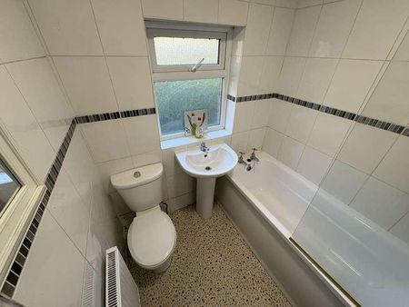 Bank End Road, Barnsley, S70 - Photo 2