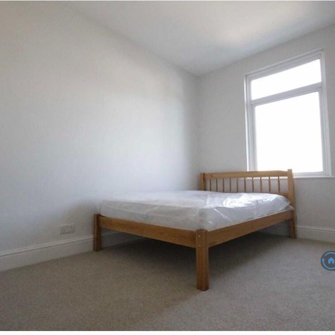 5 bedroom terraced house to rent - Photo 1