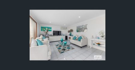 Spacious, Stylish & Exceptionally Versatile Family Living - Photo 3