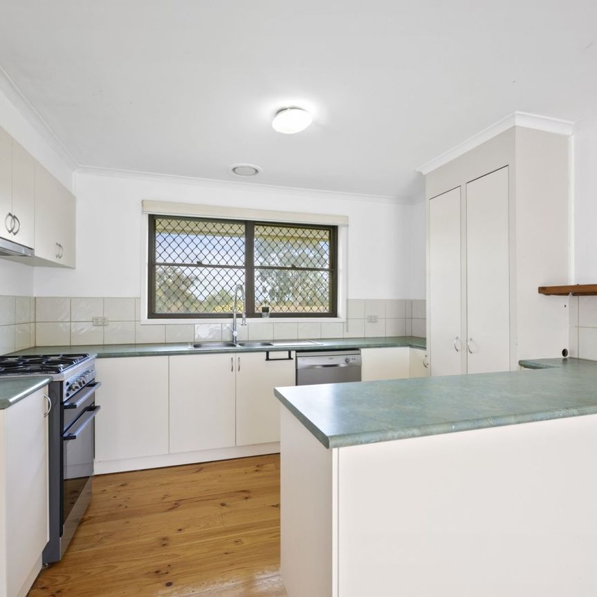 704 Eureka Street, Ballarat East - Photo 1