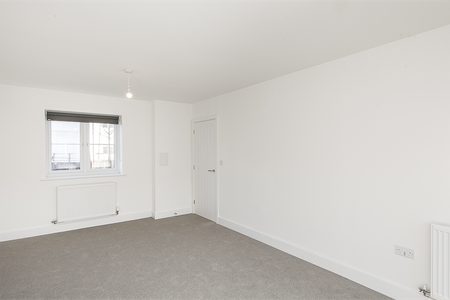 3 bedroom detached house to rent - Photo 3