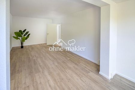 Wohnen mit LIFT - helle, moderne TOP 2-Zimmer-Wohnung ab 01.05.26 mit EBK, Balkon & Loggia - Photo 2