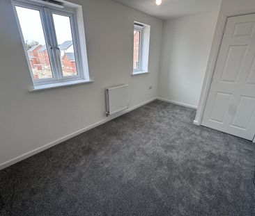 Violet Street - Photo 2