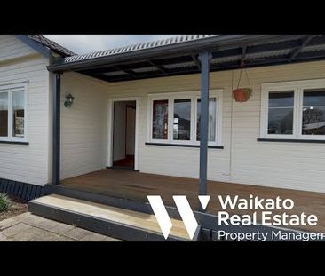 Charming 2 Bedroom Character Cottage - Photo 3