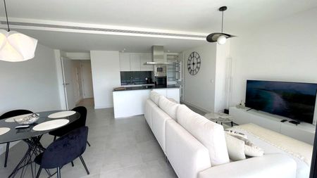 Middle Floor Apartment in Estepona - Foto 3