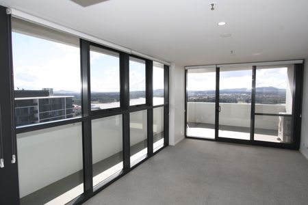 2105/120 Eastern Valley Way, Belconnen ACT 2617 - Apartment For Rent | Domain - Photo 5
