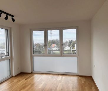 Moderne und helle 4 Zimmer Wohnung mit Balkon in zentraler Lage in ... - Foto 3