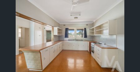 Your Next Move. - Photo 3