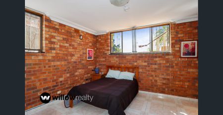 Modern Spacious Open Plan Studio In The Heart Of Penshurst! - Photo 3