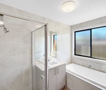 🏡 4-Bedroom house in Wallan - Photo 5