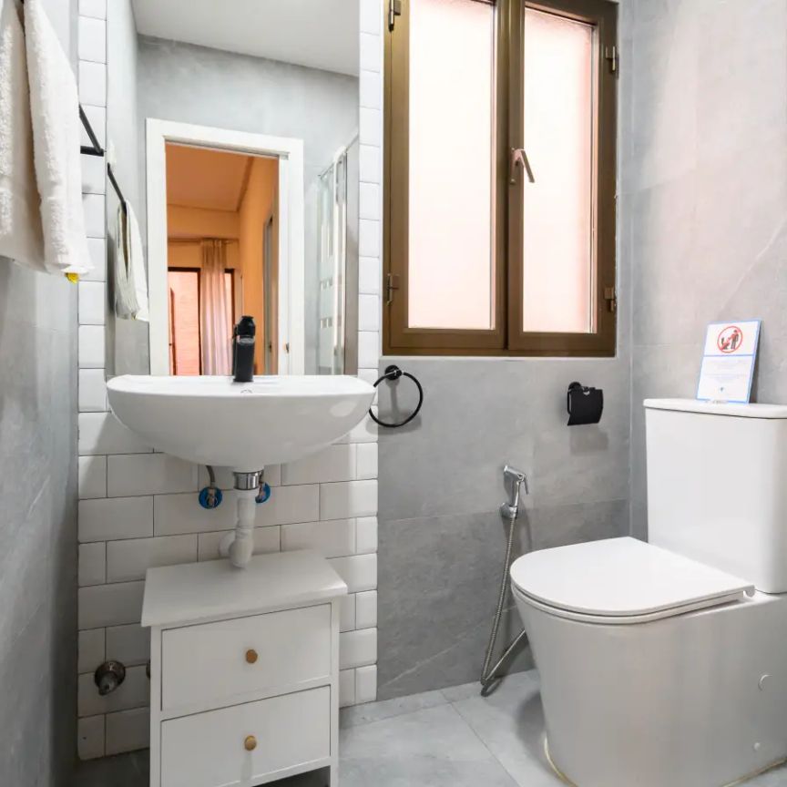 2-bedroom apartment for rent in Sol, all bills included - Foto 1