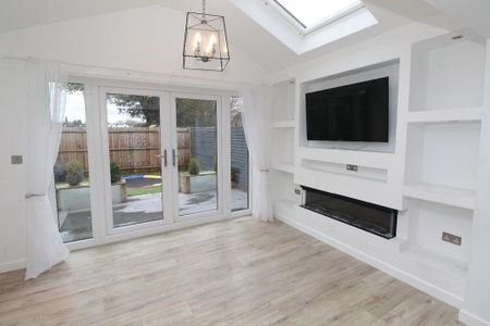 3 bedroom terraced house to rent - Photo 3