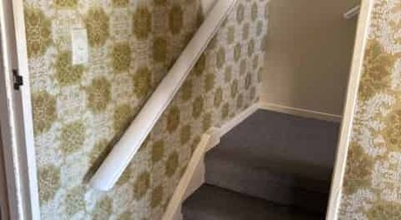 5 BEDROOMS - NAPIER - Photo 2