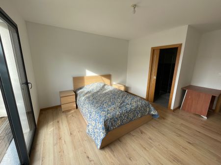 Location Maison 7 pièces 180m² FROUZINS 31270 - Photo 5