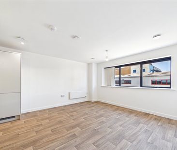 Phoenix Court, Hawkins Road, Colchester, CO2 8ZE - Photo 2