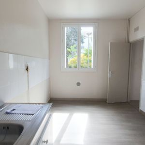T1 de 38 m² avec belle pièce de vie et cellier - Photo 2
