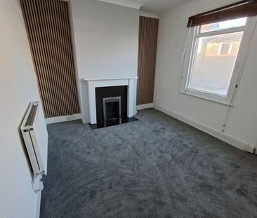 3 Bed Terraced House, Woodhouse Road, S12 - Photo 1