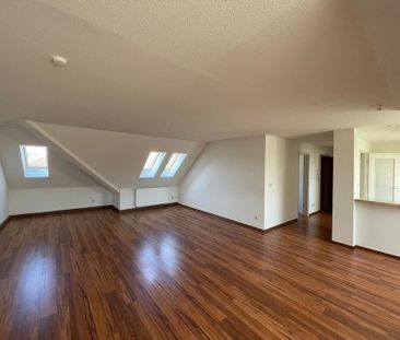 Gemütliche Dachgeschoßwohnung - Zentral gelegen - Photo 4