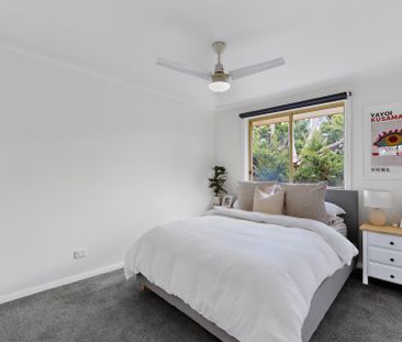 Effortless Living with Modern Appeal - Photo 6