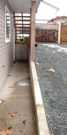 2br - 950ft2 - Walk-out, Suite in Executive Home - Photo 1