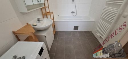 Unbefristete 2,5 Zimmer Wohnung = Pärchenhit! Kein Lift im Haus! - Photo 4