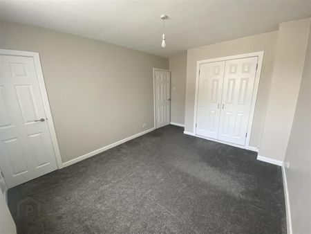 25 Hamilton Gardens, BT28 2BD, Lisburn - Photo 3