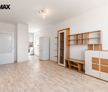 Pronájem bytu 2+kk v osobním vlastnictví 42 m², Praha 6 - Řepy - Photo 2