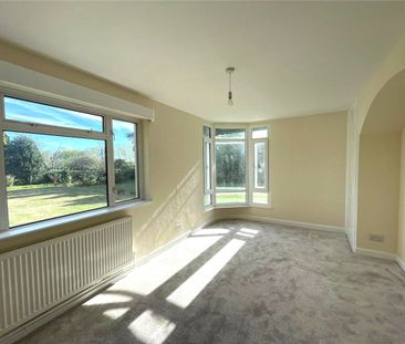 Available now, we present Furze Court, a unique four-bedroomed deta... - Photo 1