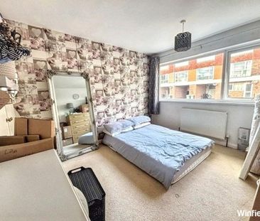 3 bedroom terraced house to rent - Photo 6