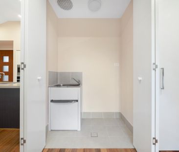 Cosy 1 Bedroom Granny Flat - Photo 3