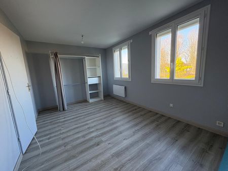 Location Maison 5 pièces 92m² CHAMBRAY LES TOURS 37170 - Photo 3