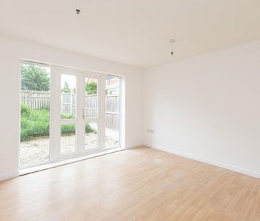 2 bedroom House To Let - Photo 4