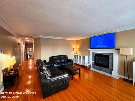 UPPER 10411 84 Street Northwest - Photo 5