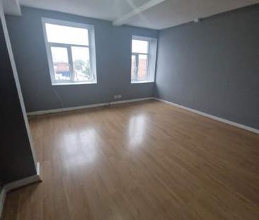 2 bedroom property to rent in Ashton Under Lyne - Photo 5