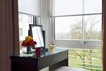 3 bedroom apartment to rent - Photo 2