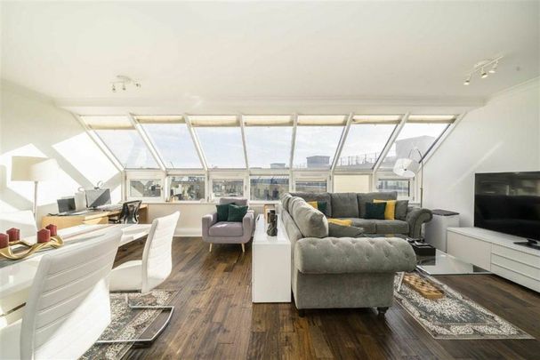 Providence Square, Shad Thames, SE1 - Photo 1