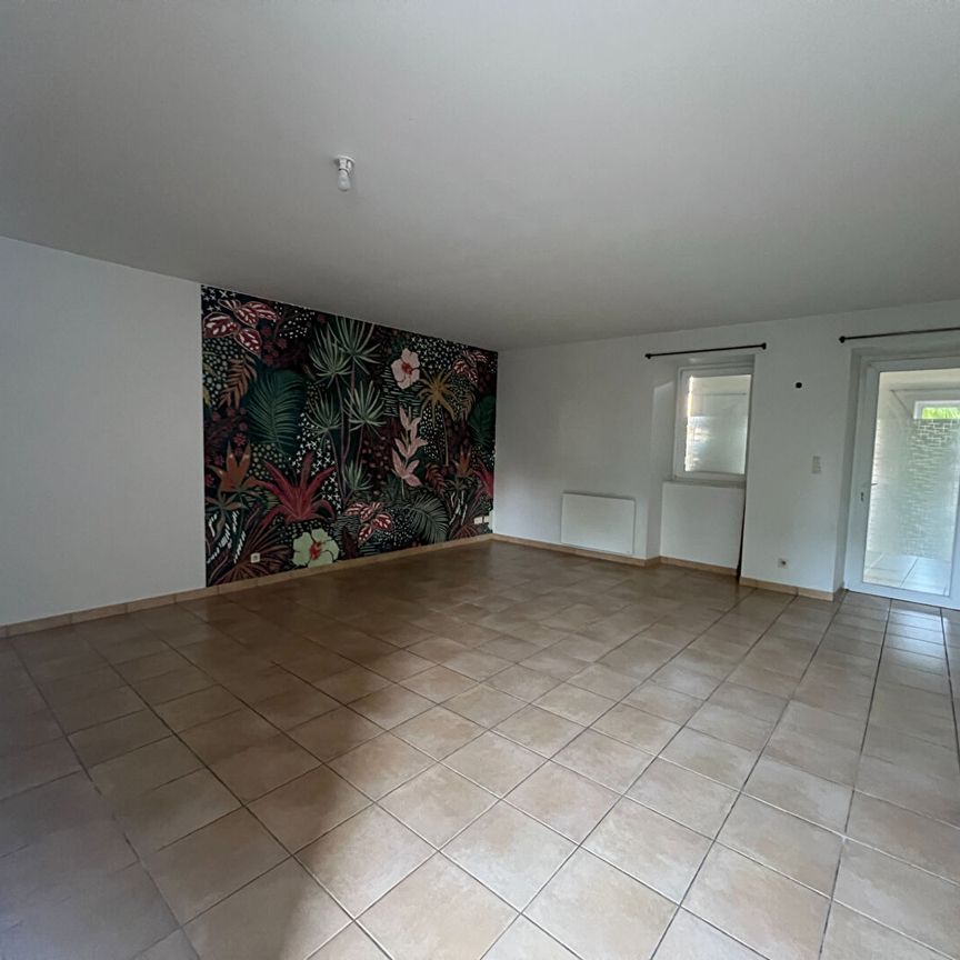 Location Maison 5 pièces 95m² - Photo 1