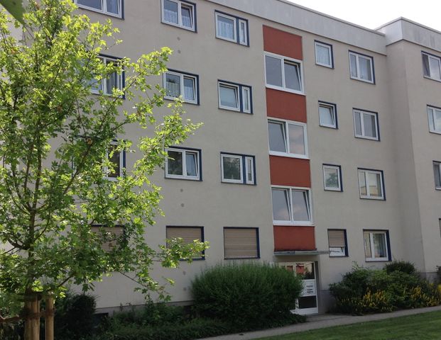 2-Zimmer-Wohnung mit Balkon und Wanne – hell & praktisch geschnitten - Foto 1