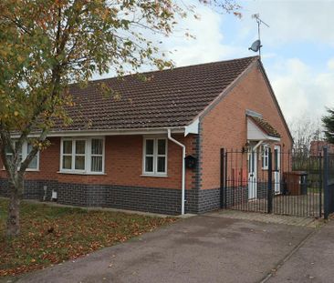 2 bedroom semi-detached bungalow to rent - Photo 6