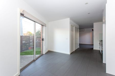 Your Thomastown Retreat Awaits! - Photo 4