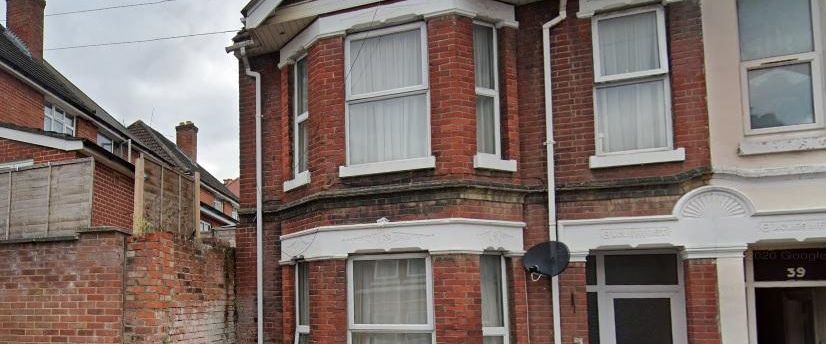 7 bedroom end of terrace house to rent - Photo 1