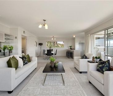 ELEVATED APARTMENT WITH SEA VIEWS - Photo 1