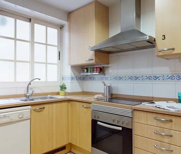 Carrer de Pere Aleixandre, Valencia, Valencian Community 46006 - Photo 4